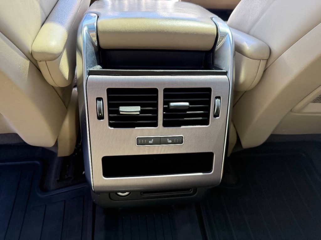 2016 Land Rover Range Rover Sport Image 26
