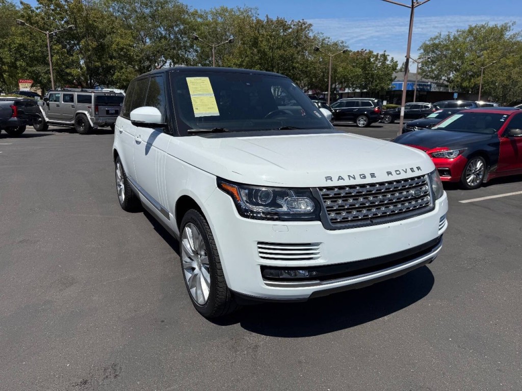 2014 Land Rover Range Rover Image 3