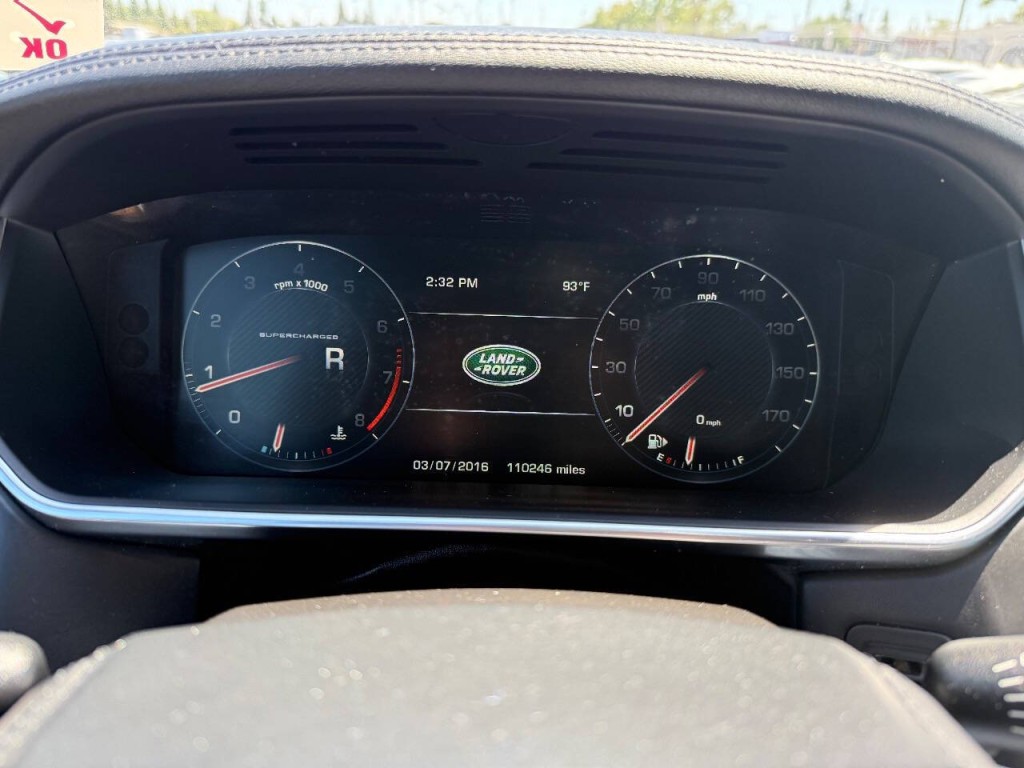 2014 Land Rover Range Rover Image 12