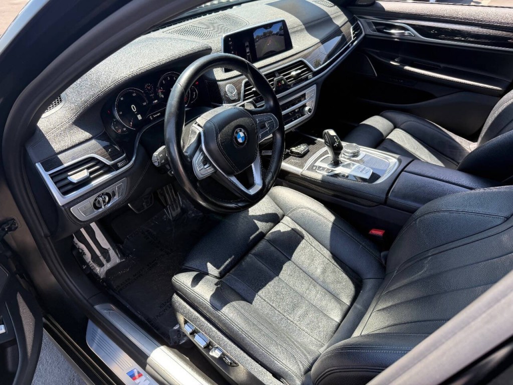 2019 BMW 7 Series Image 9
