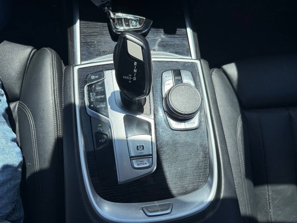 2019 BMW 7 Series Image 17