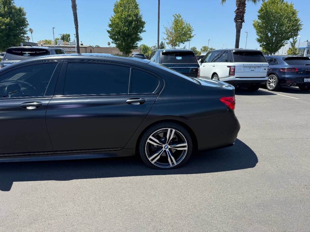 2019 BMW 7 Series Image 38