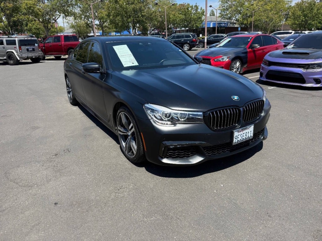 2019 BMW 7 Series Image 3