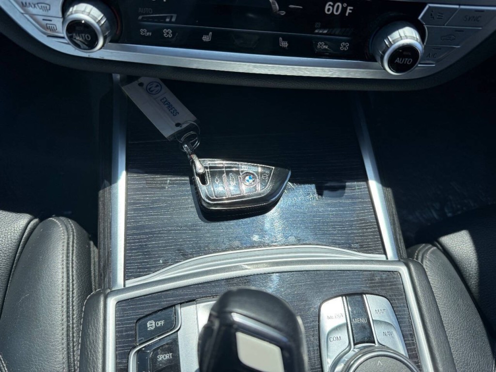 2019 BMW 7 Series Image 14
