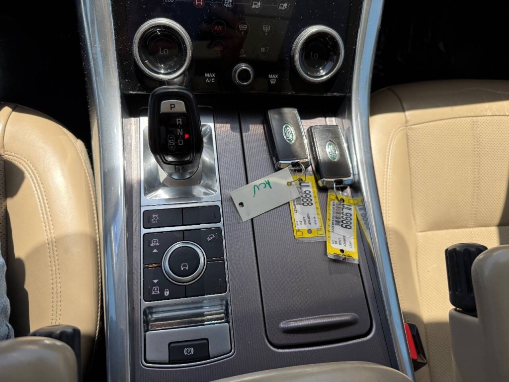 2019 Land Rover Range Rover Sport Image 16