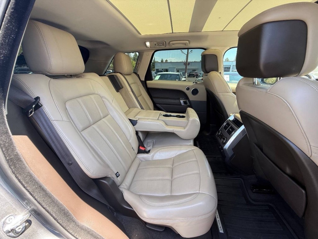 2019 Land Rover Range Rover Sport Image 32