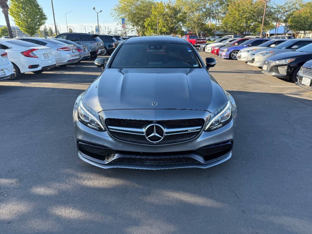 2018 Mercedes-Benz C-Class Image 2