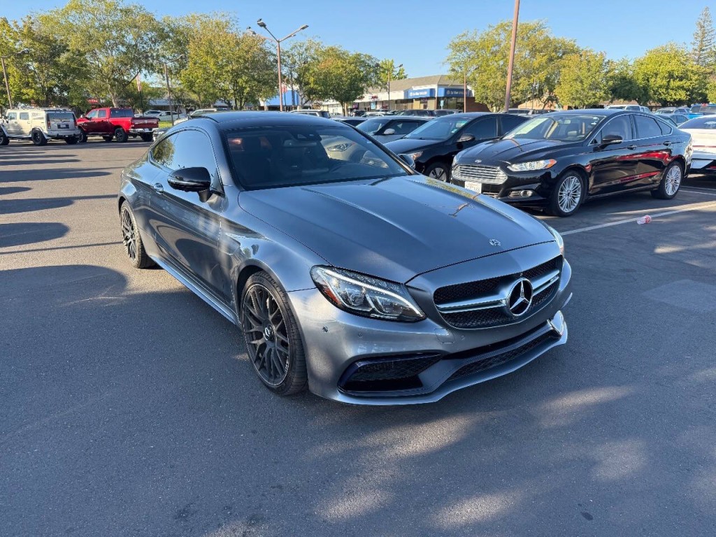 2018 Mercedes-Benz C-Class Image 3