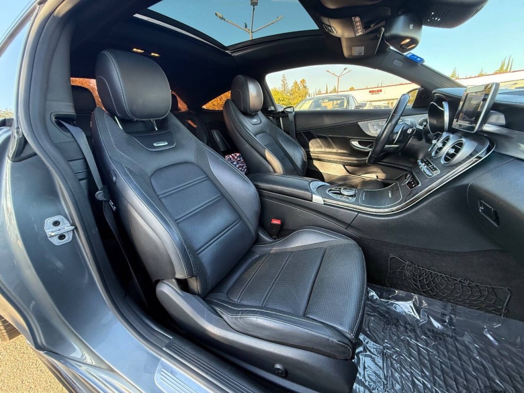 2018 Mercedes-Benz C-Class Image 10