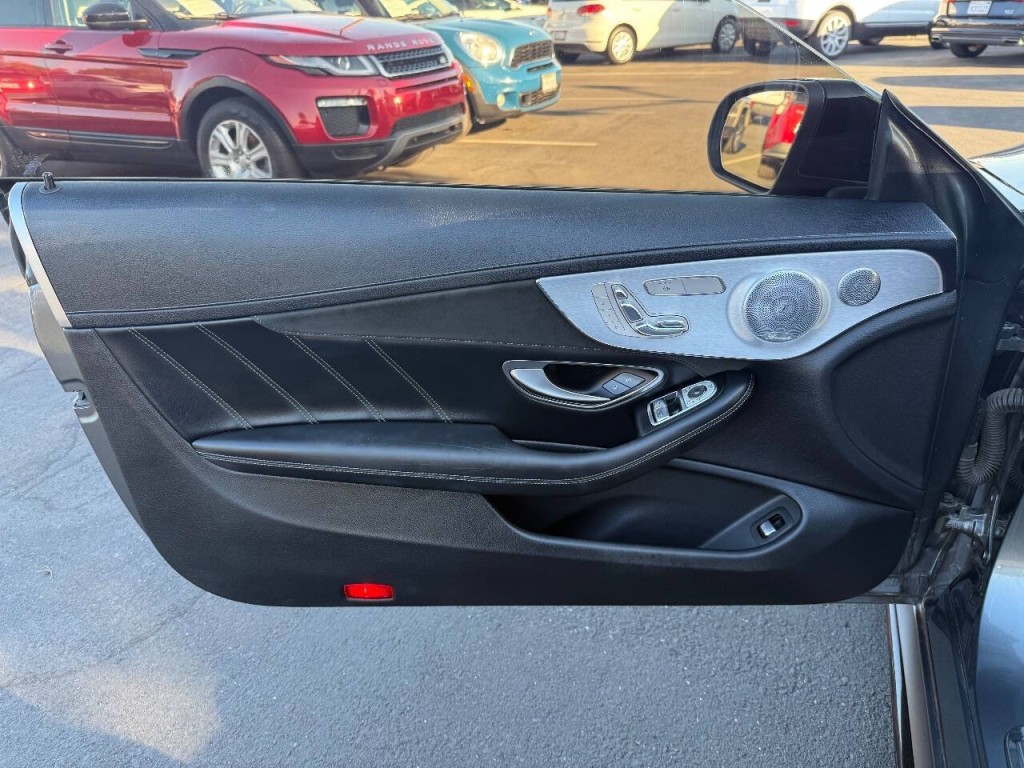 2018 Mercedes-Benz C-Class Image 22