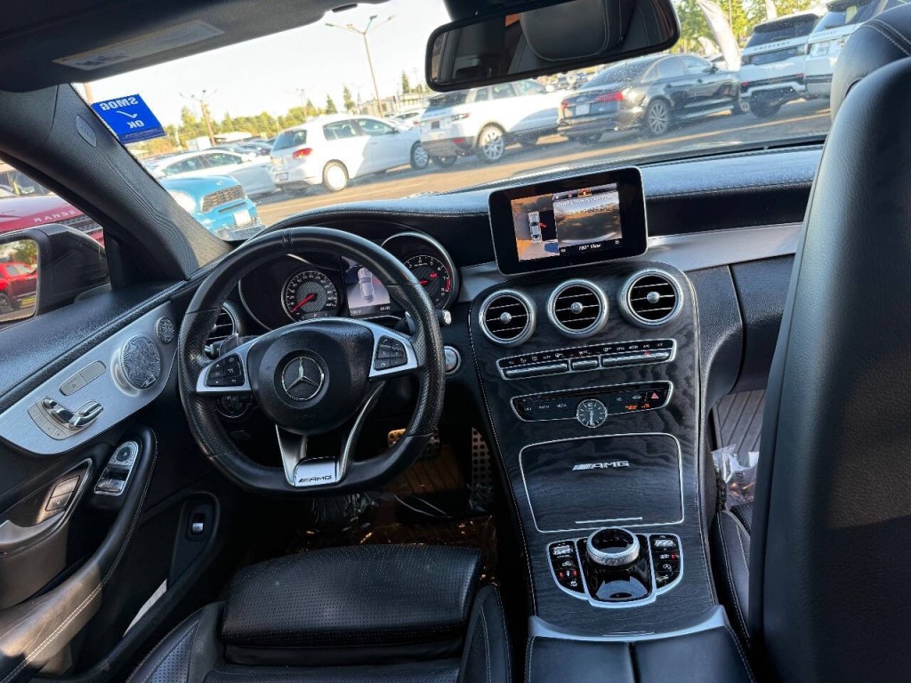 2018 Mercedes-Benz C-Class Image 34