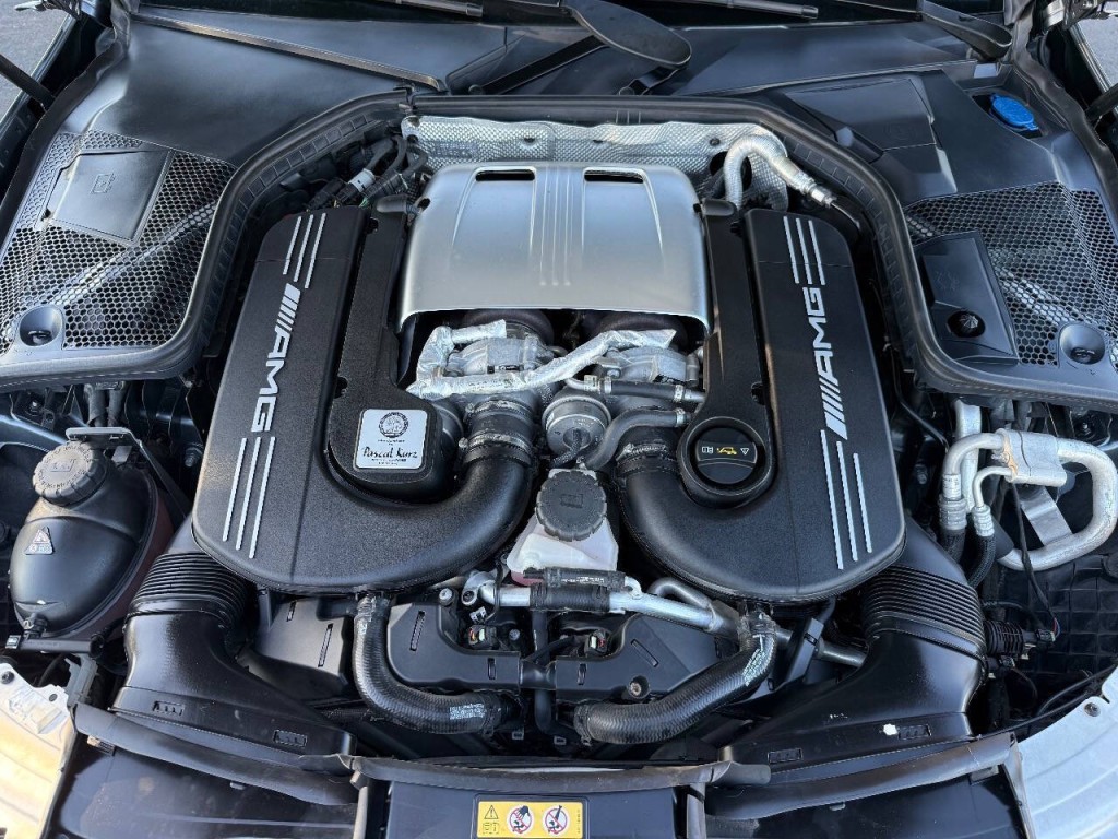2018 Mercedes-Benz C-Class Image 35