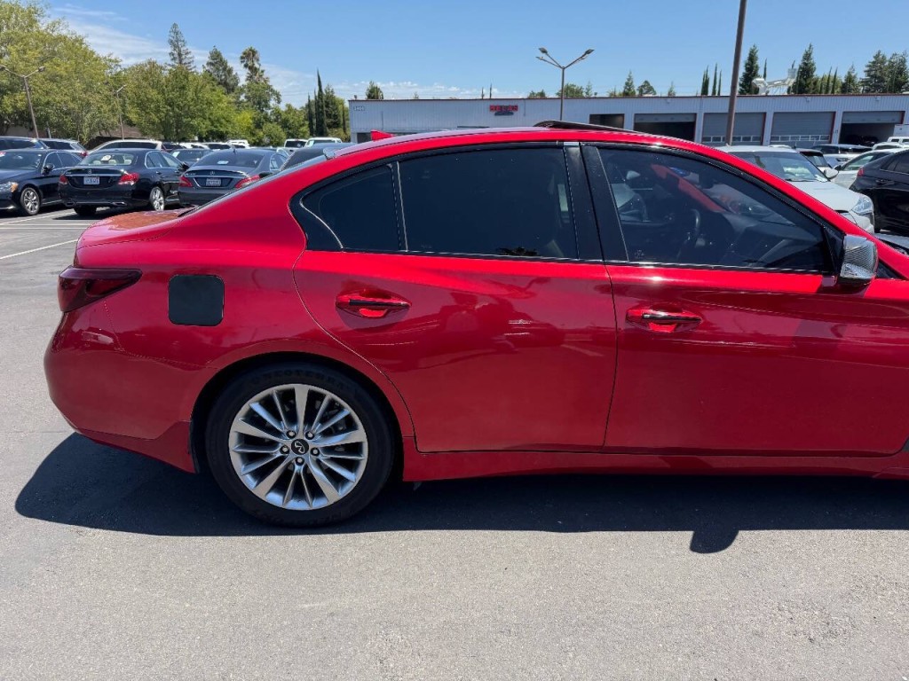 2021 INFINITI Q50 Image 33