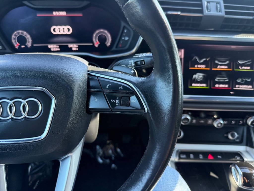 2021 Audi Q3 Image 12