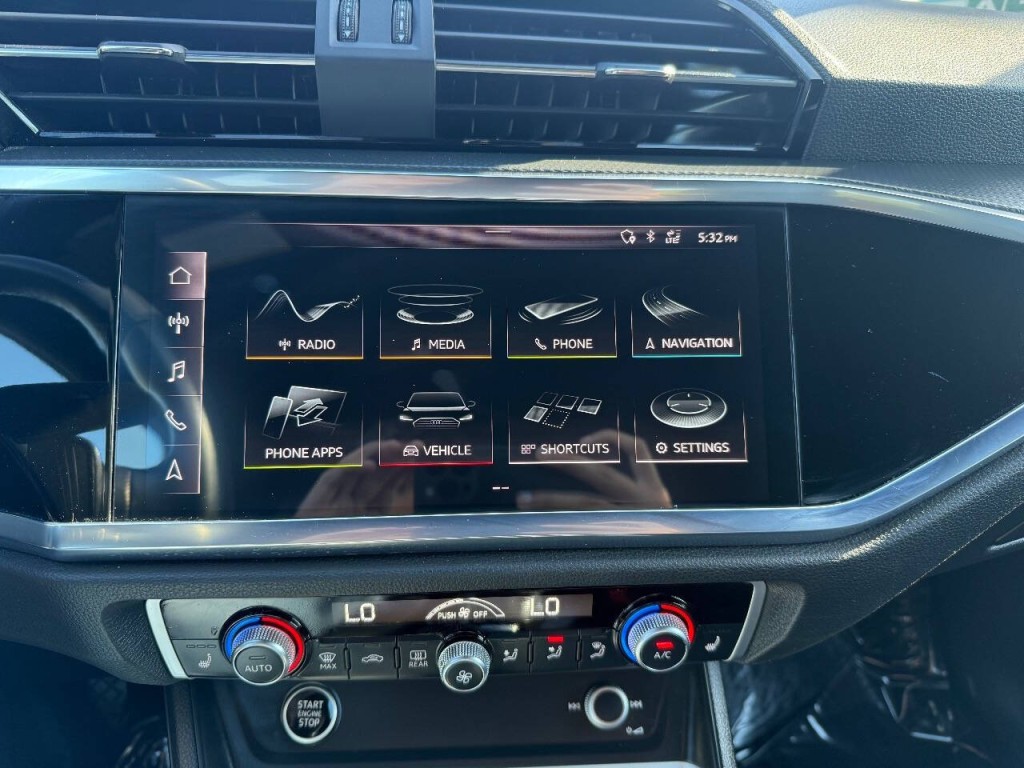 2021 Audi Q3 Image 17