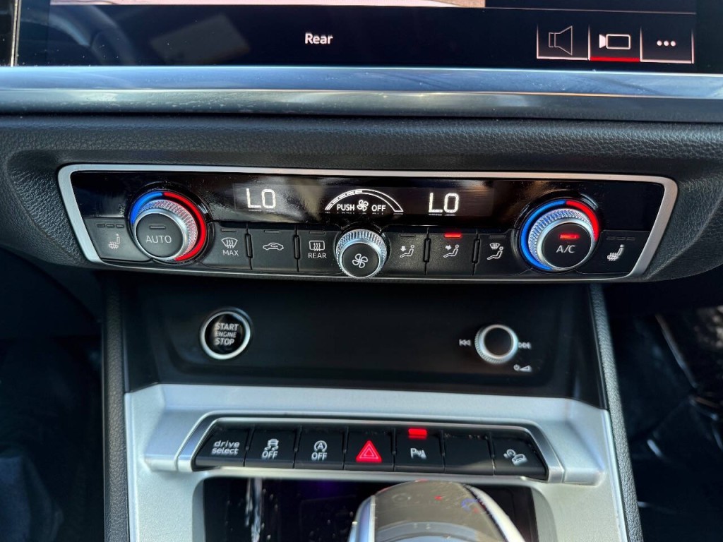 2021 Audi Q3 Image 19