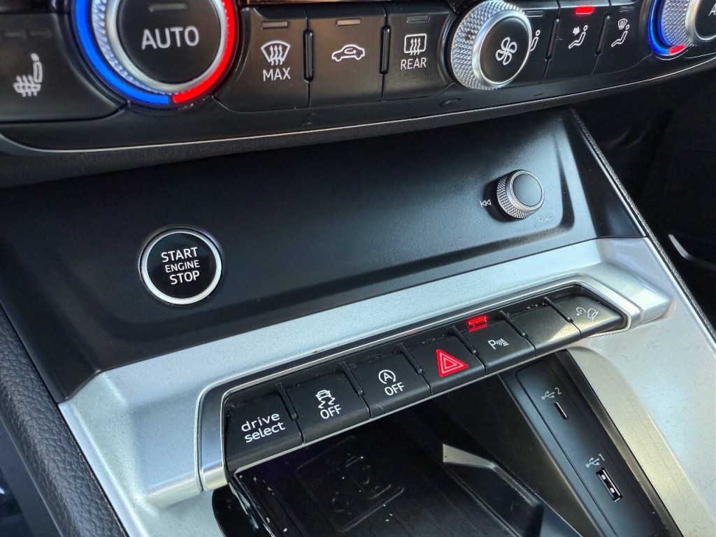 2021 Audi Q3 Image 26