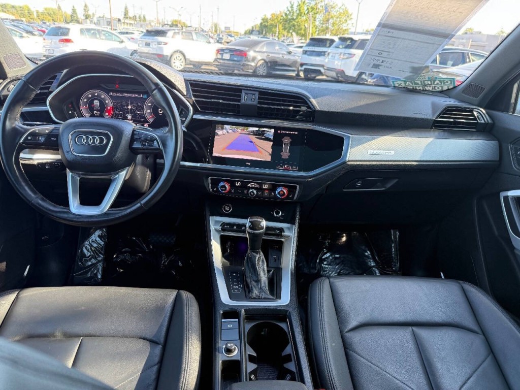 2021 Audi Q3 Image 32