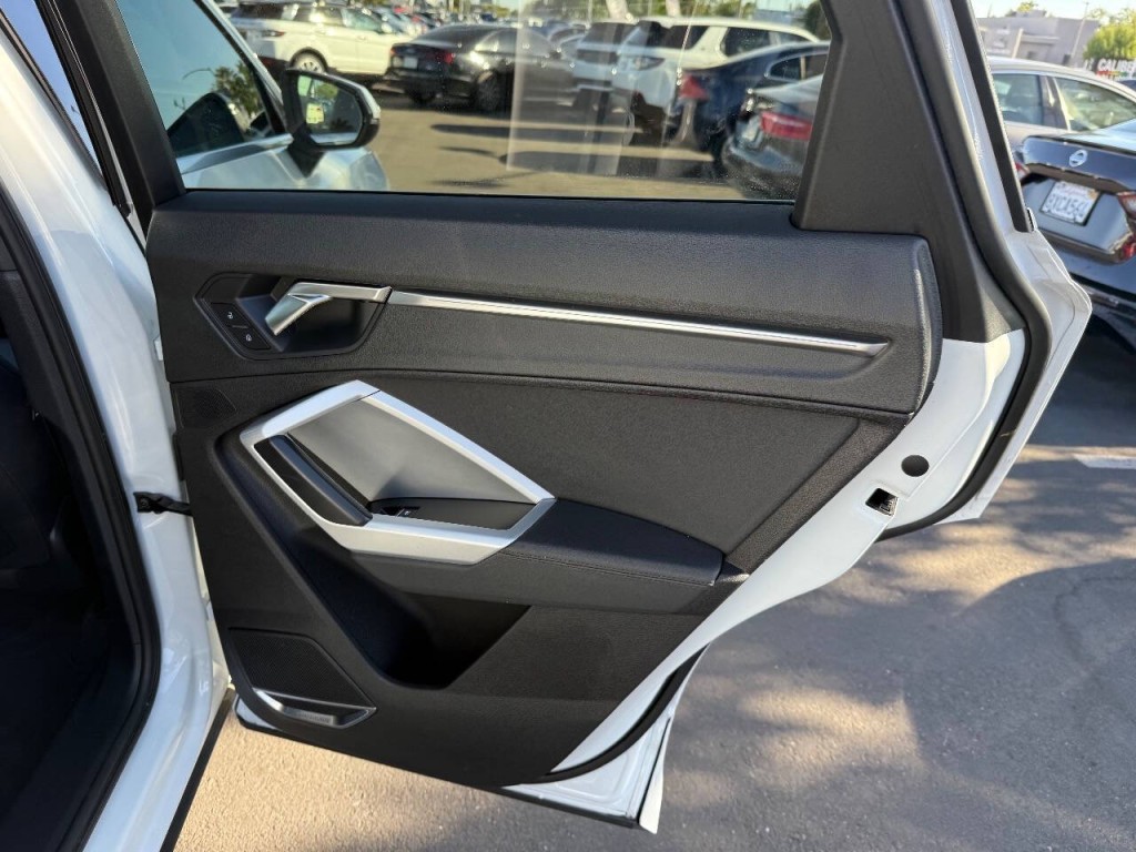 2021 Audi Q3 Image 37