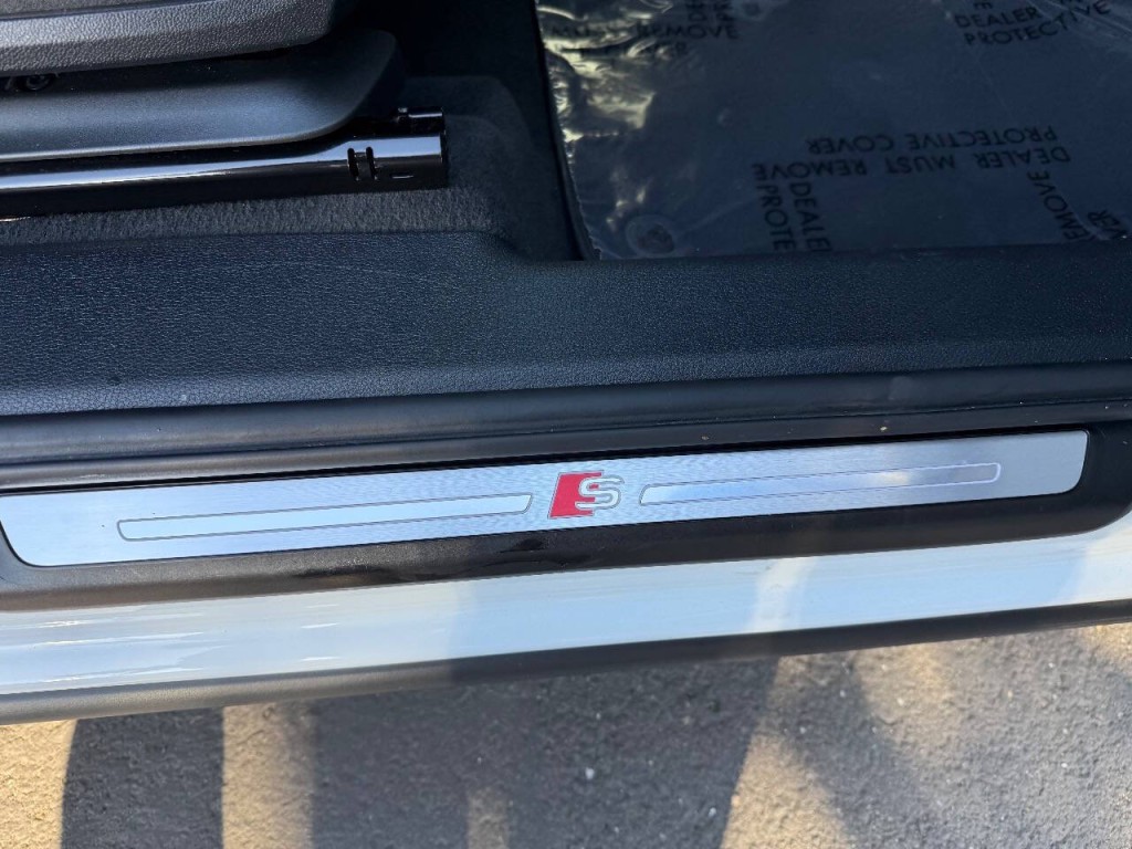 2021 Audi Q3 Image 42