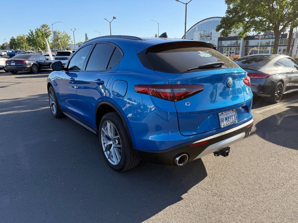 2018 Alfa Romeo Stelvio Image 7