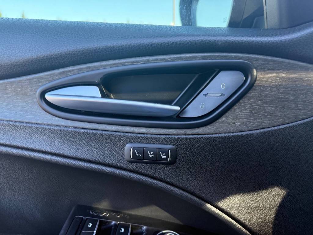 2018 Alfa Romeo Stelvio Image 24