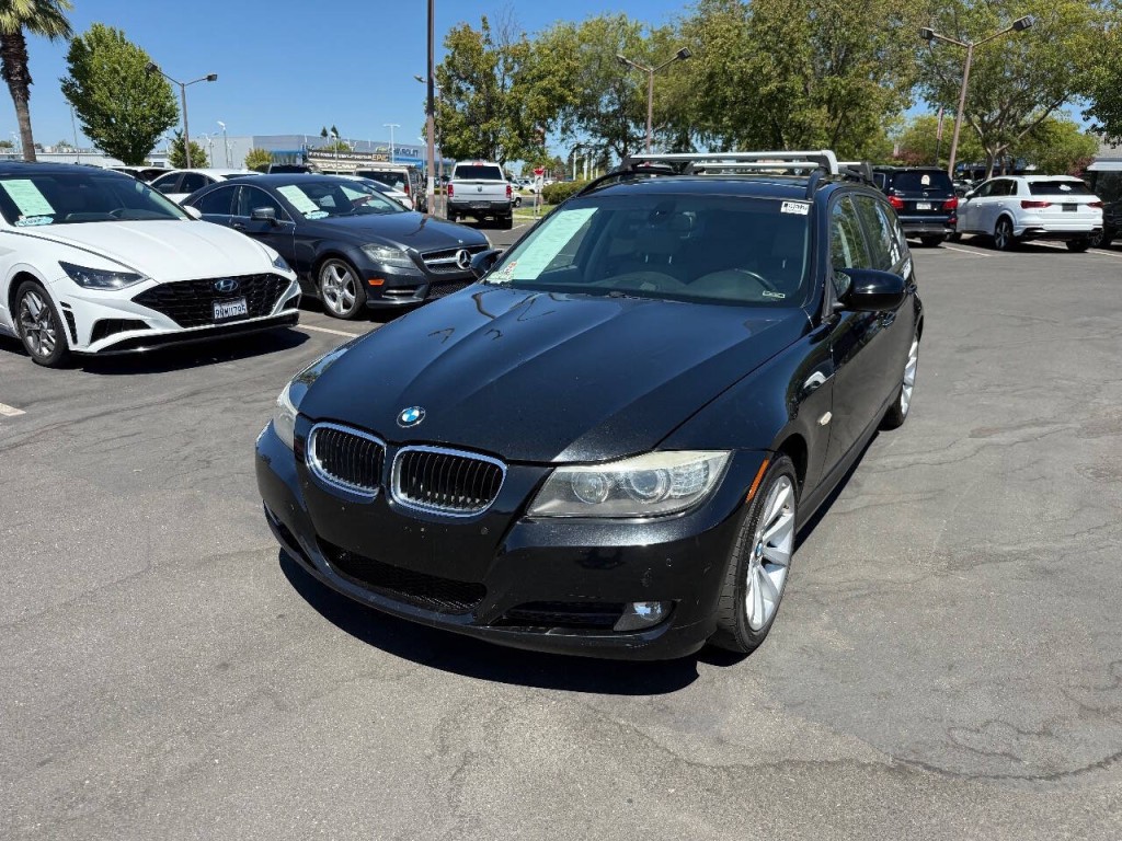 2009 BMW 3 Series Image 1