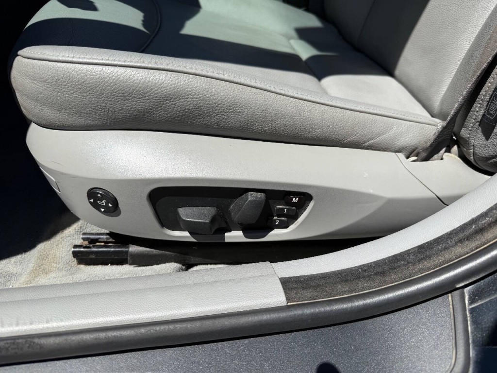 2009 BMW 3 Series Image 19