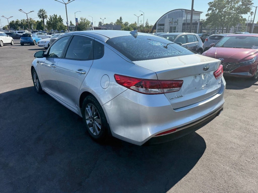2016 Kia Optima Image 7