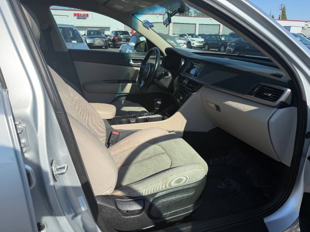 2016 Kia Optima Image 26