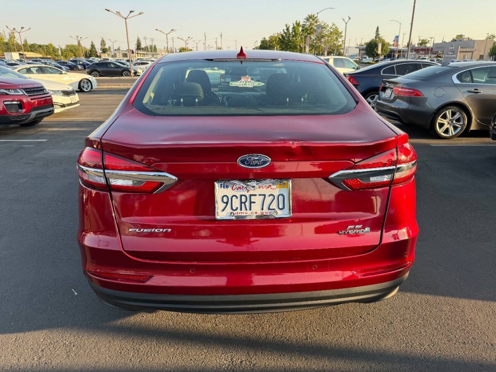 2019 Ford Fusion Image 6