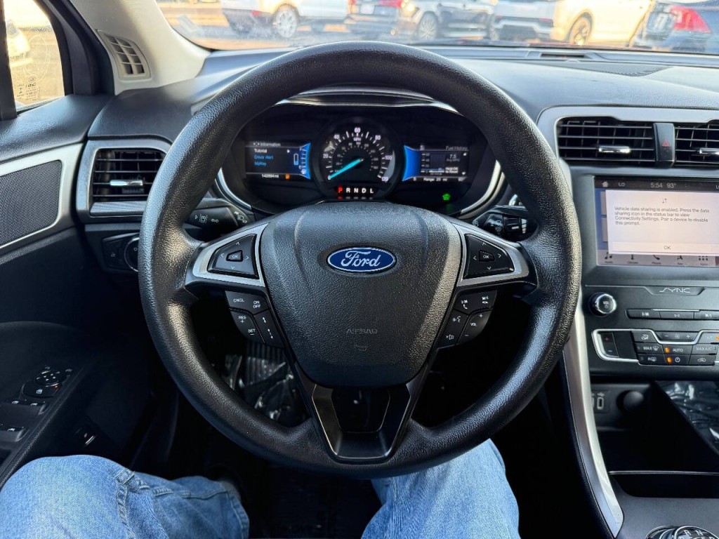2019 Ford Fusion Image 9