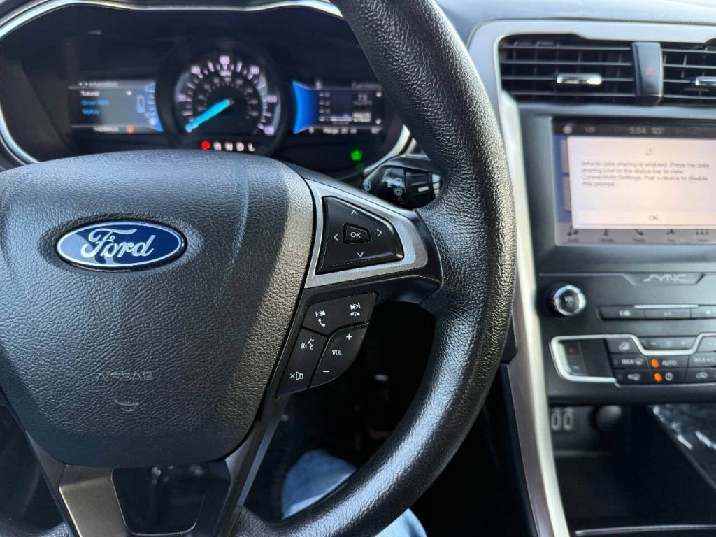 2019 Ford Fusion Image 10