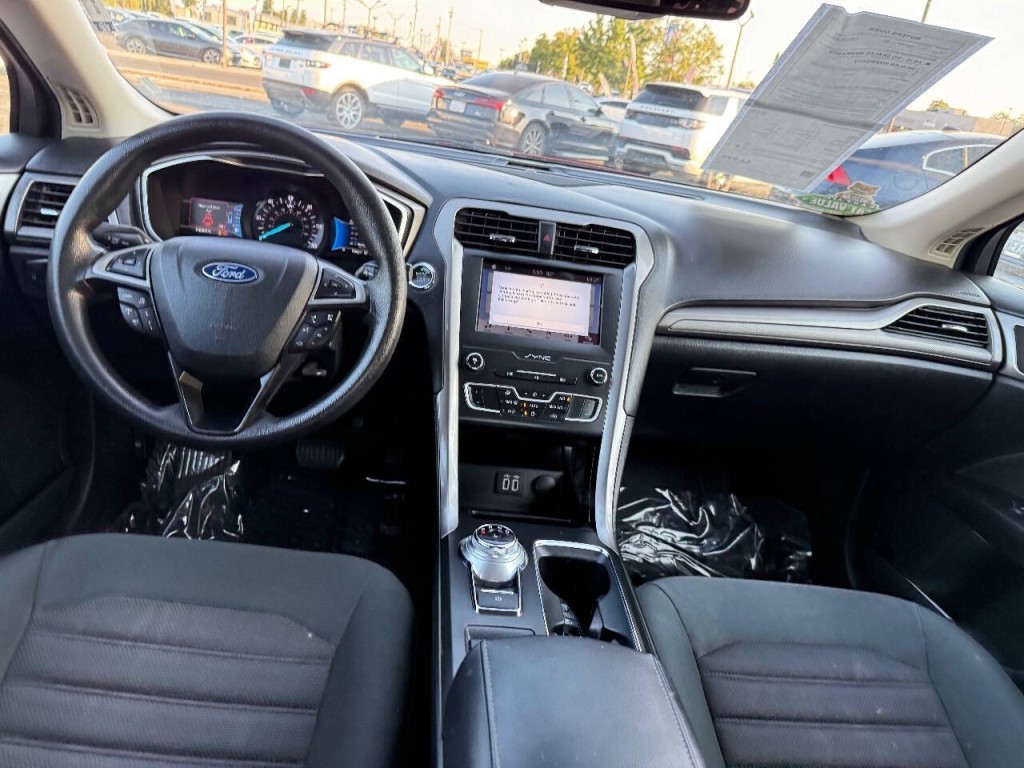 2019 Ford Fusion Image 23