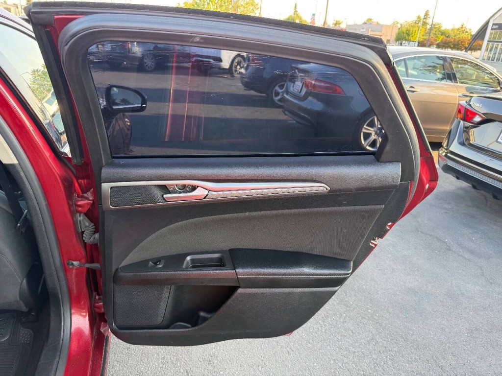 2019 Ford Fusion Image 26