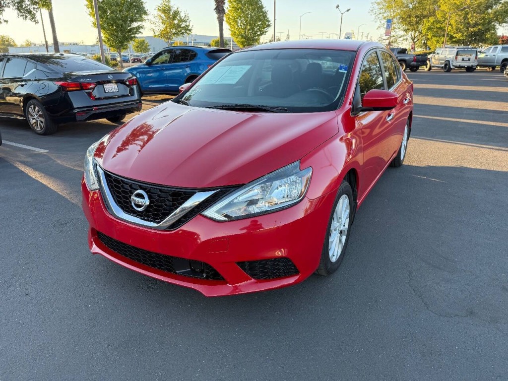2018 Nissan Sentra Image 1