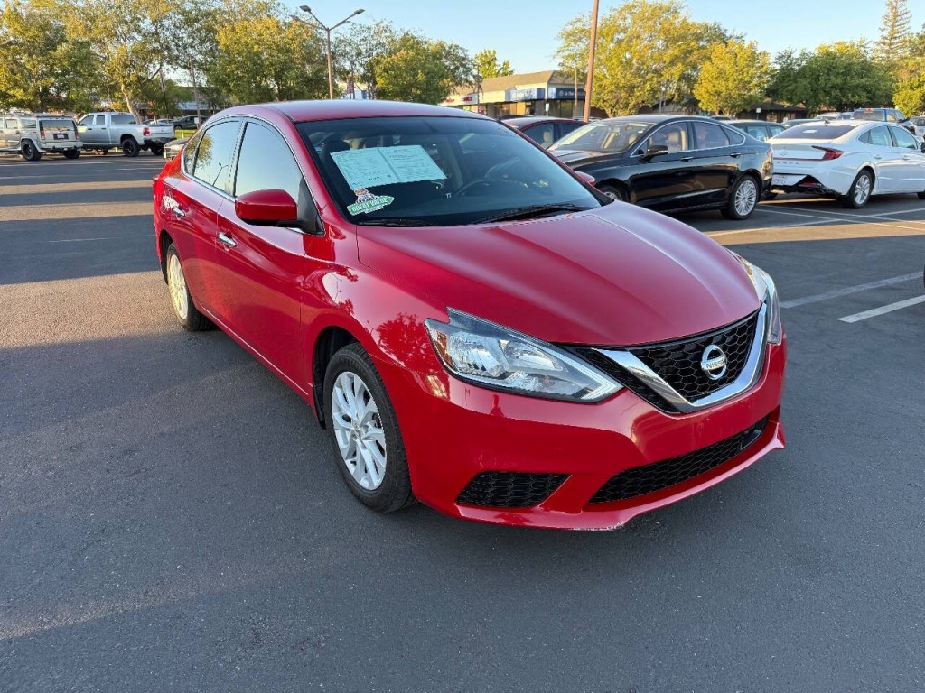 2018 Nissan Sentra Image 3
