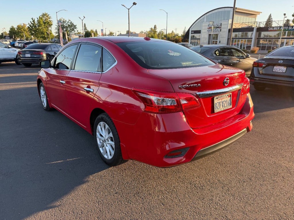 2018 Nissan Sentra Image 7