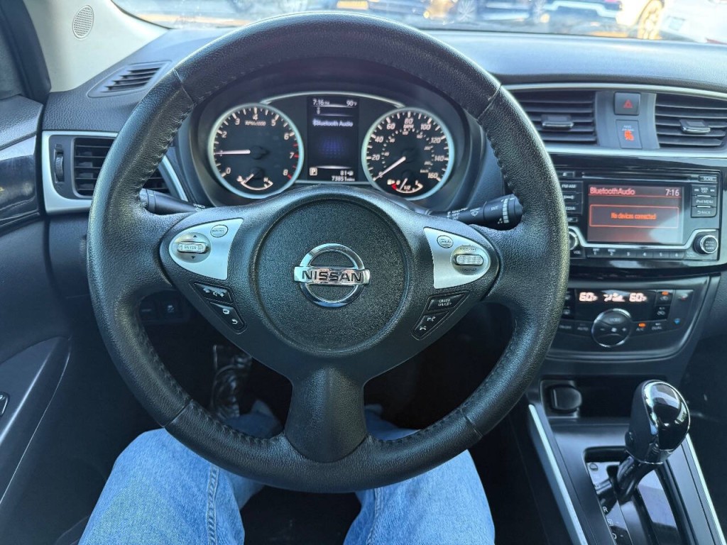 2018 Nissan Sentra Image 10