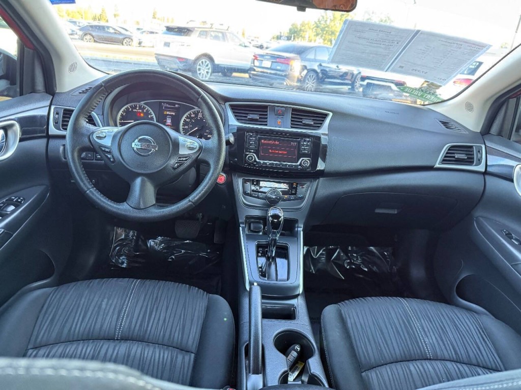 2018 Nissan Sentra Image 24