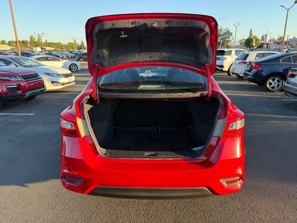 2018 Nissan Sentra Image 25