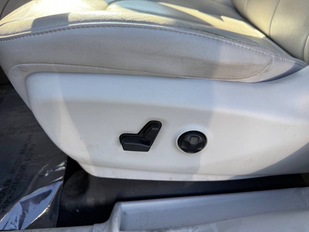 2017 Chrysler Pacifica Image 22