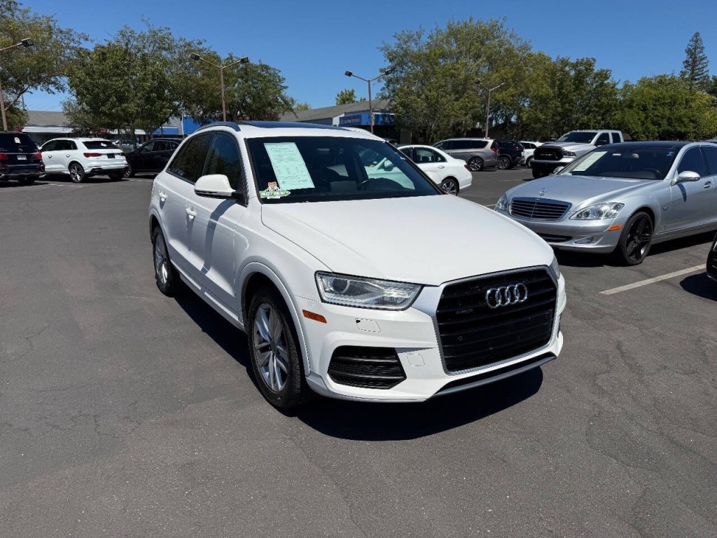 2016 Audi Q3 Image 3
