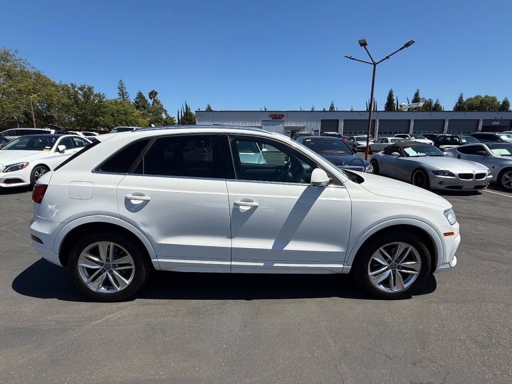 2016 Audi Q3 Image 4