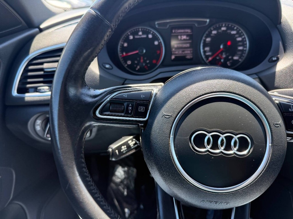 2016 Audi Q3 Image 16