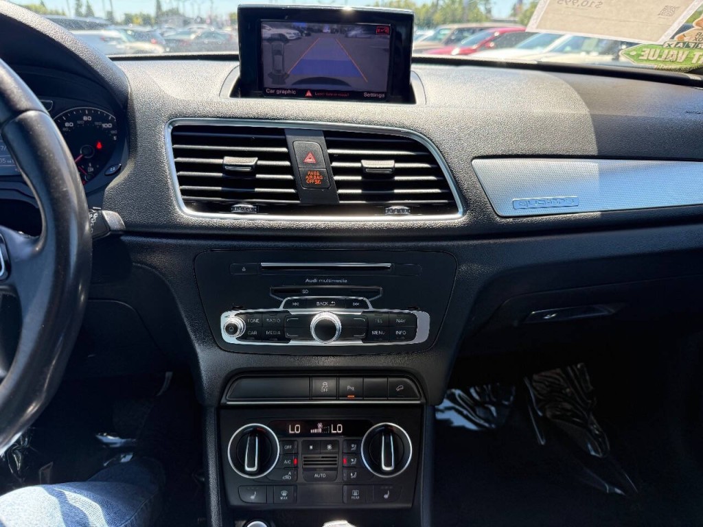 2016 Audi Q3 Image 19