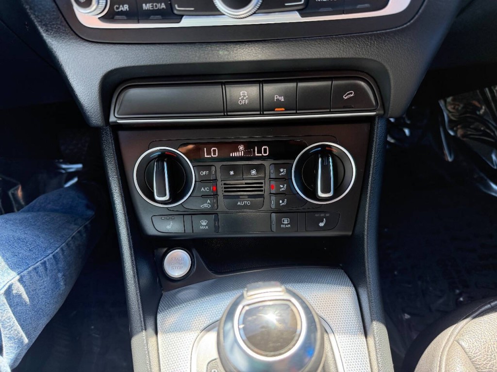 2016 Audi Q3 Image 20