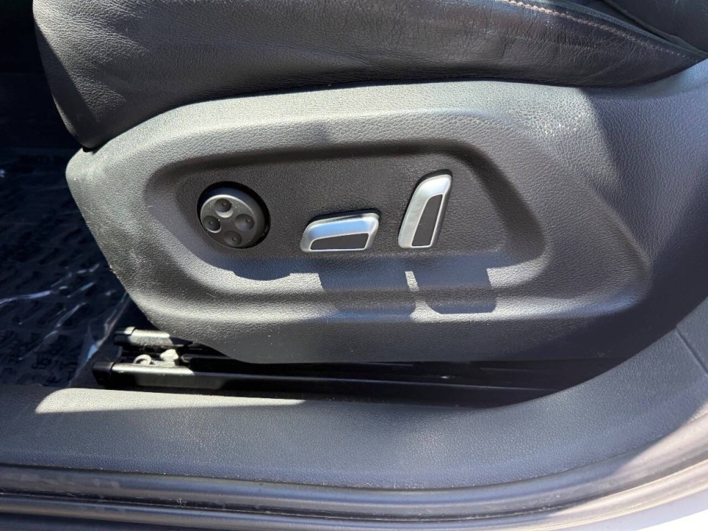 2016 Audi Q3 Image 27