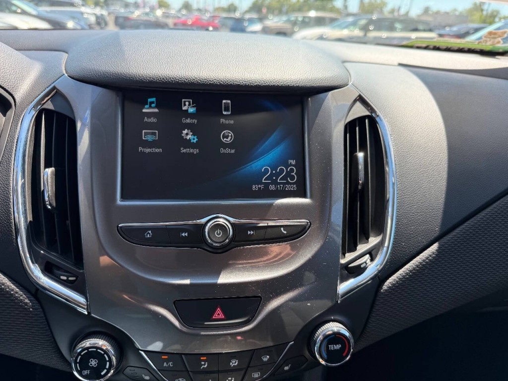 2017 Chevrolet Cruze Image 13