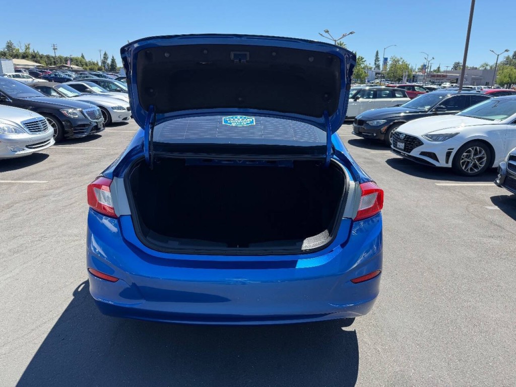 2017 Chevrolet Cruze Image 23